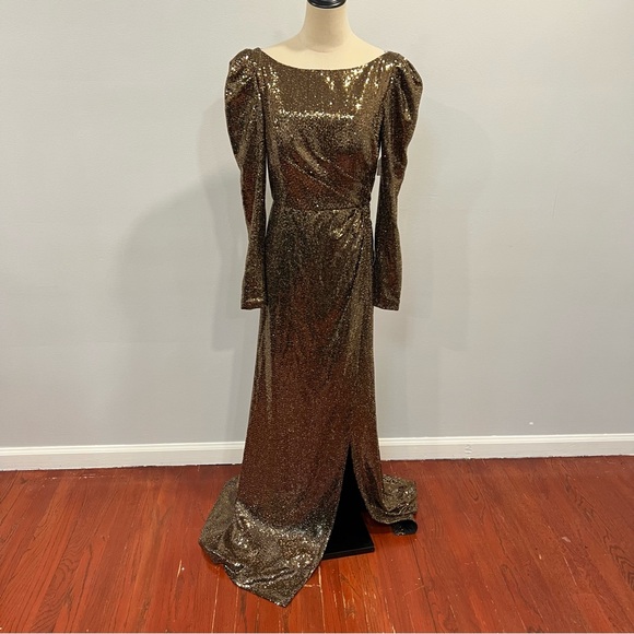 Kay Unger New York Antique Gold Metallic Puff Shoulders Long Sleeves Maxi Gown